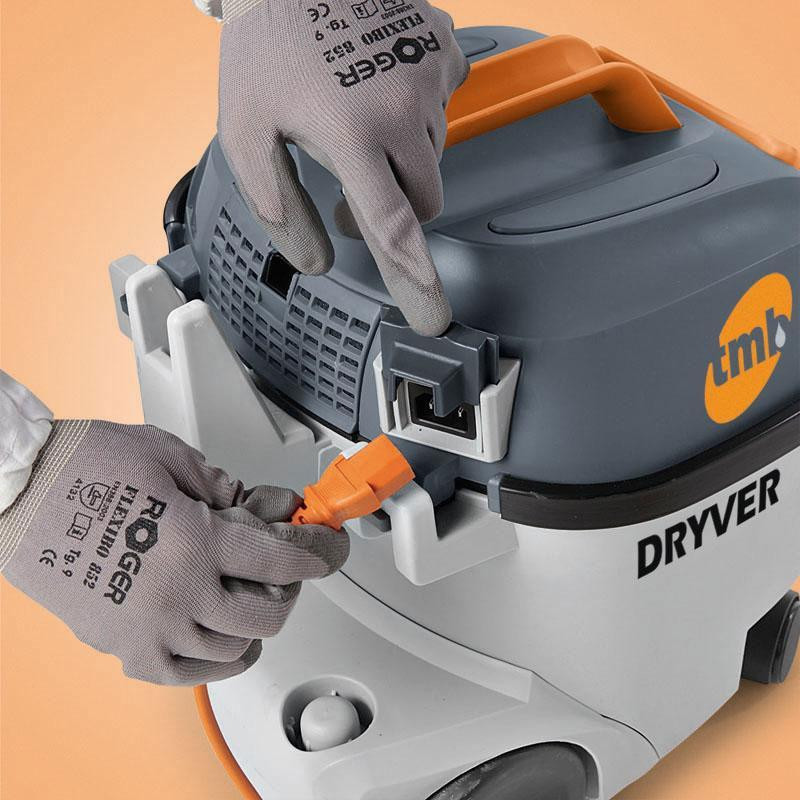 Пилосос TMB DRYVER 15R для сухого прибирання 106039